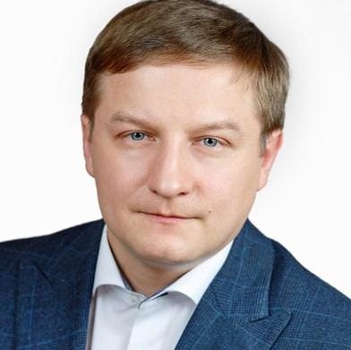 Илья Костунов